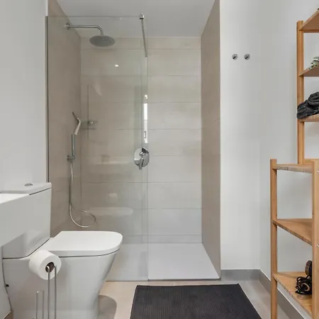 Casa Olivia Higueron West *