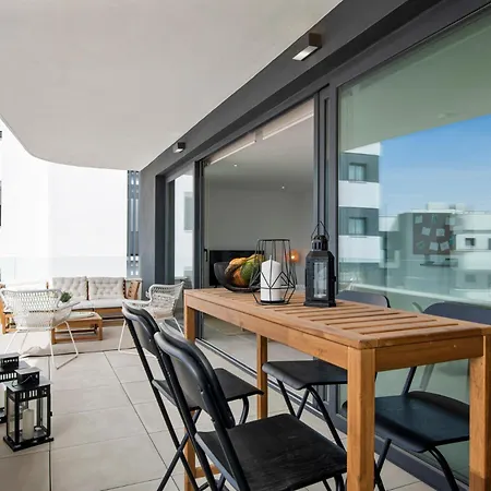 Casa Olivia Higueron West شقة فوينخيرولا