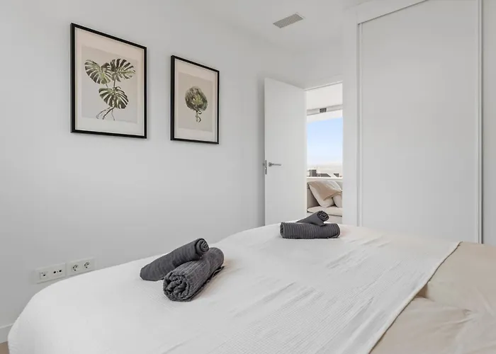 Casa Olivia Higueron West