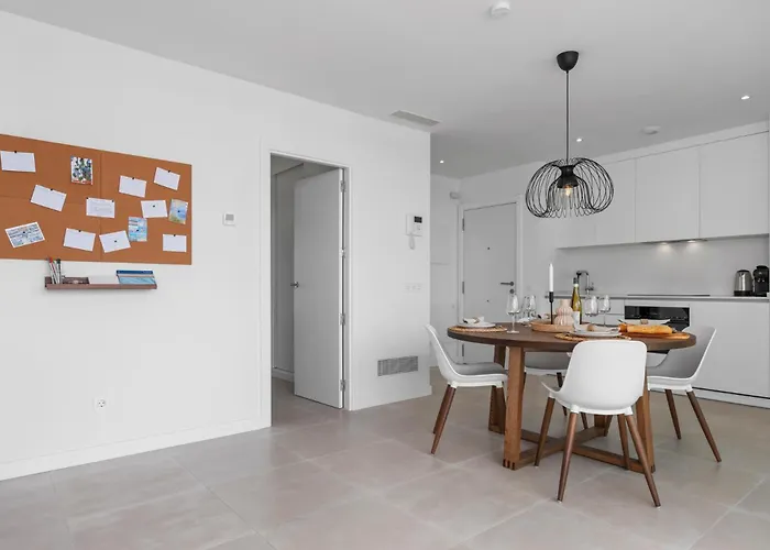 Casa Olivia Higueron West